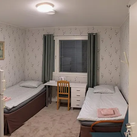 Pink Nissi Guest house 3*