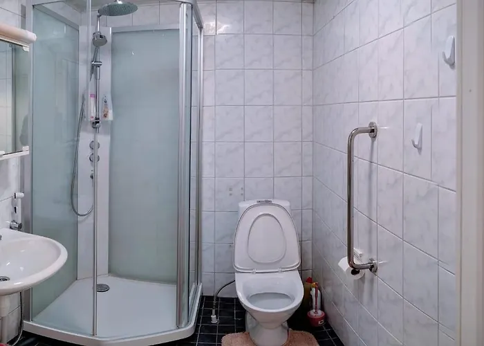 Pink Nissi Guest house